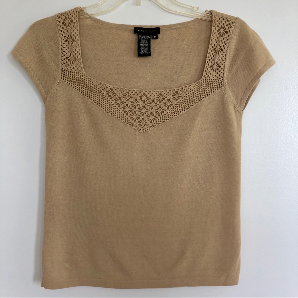 BCBGMAXAZRIA Tan Short Sleeve Top